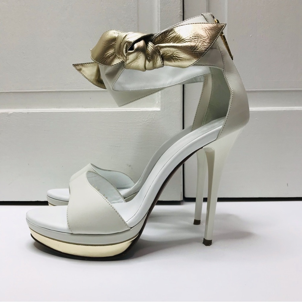 DIBRERA By Paulo Zanoli White Stiletto Heel Shoes Size 8.5